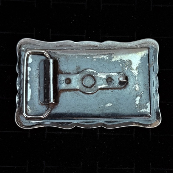 Vintage weighted, abalone mother of pearl shell, Silvertone 3”x2” belt buckle main image 4